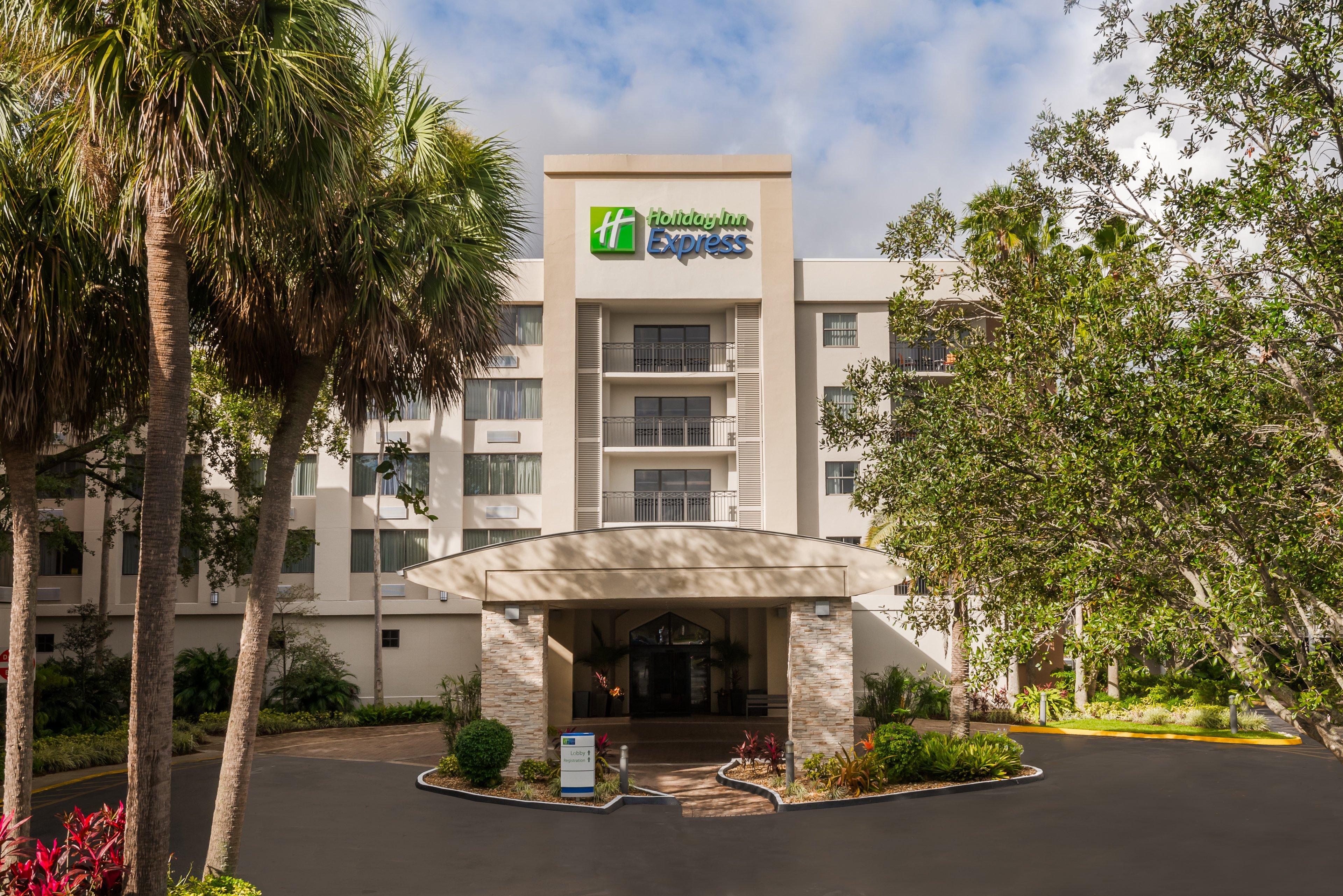 Holiday Inn Express Hotel & Suites Ft. Lauderdale-Plantation By Ihg Exteriör bild