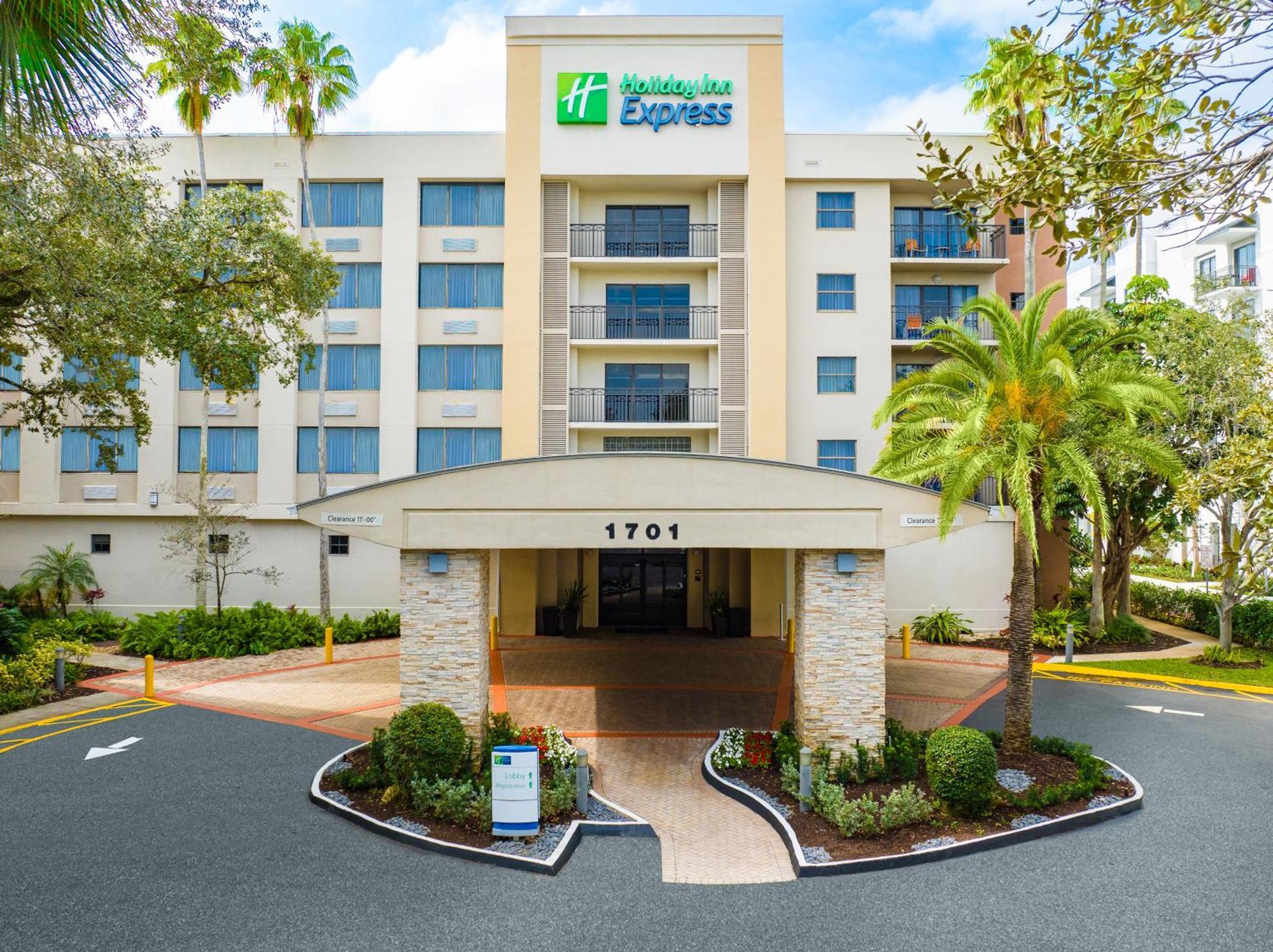 Holiday Inn Express Hotel & Suites Ft. Lauderdale-Plantation By Ihg Exteriör bild