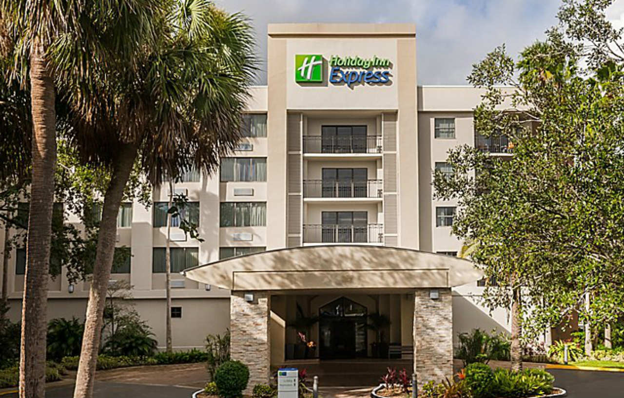 Holiday Inn Express Hotel & Suites Ft. Lauderdale-Plantation By Ihg Exteriör bild