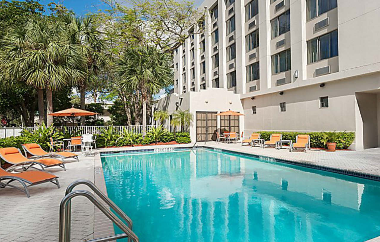 Holiday Inn Express Hotel & Suites Ft. Lauderdale-Plantation By Ihg Exteriör bild